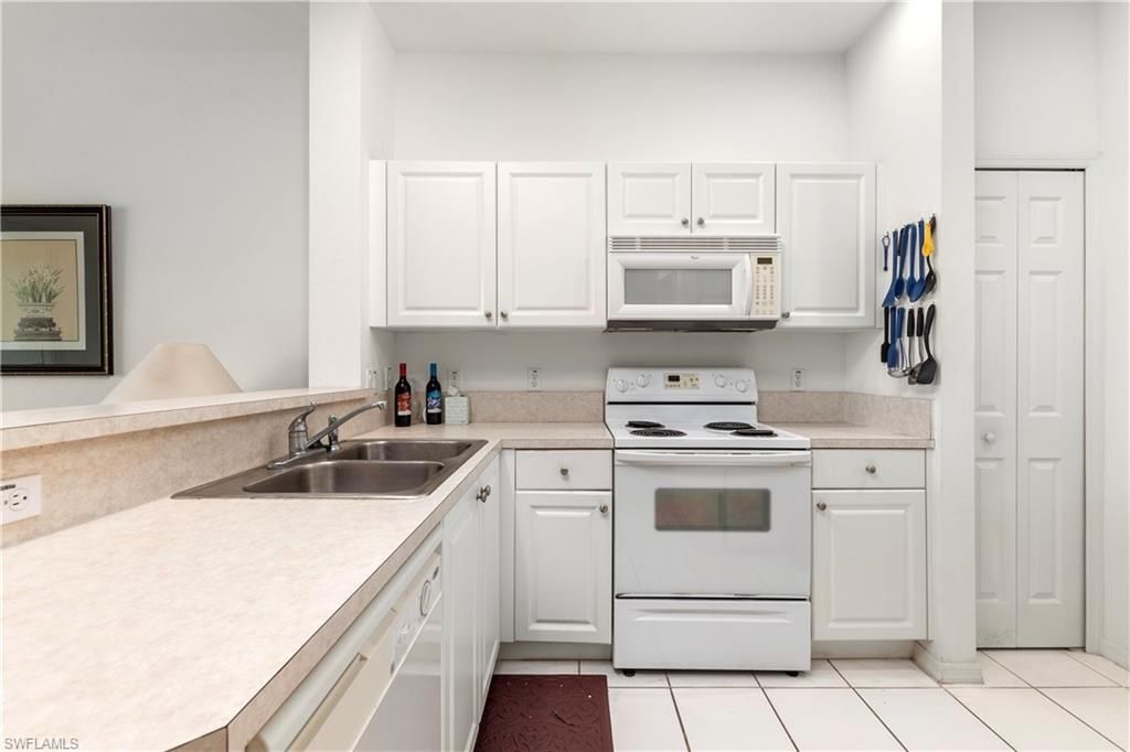 4219 Liron Ave , Unit 203, Fort Myers, FL 33916 Photo
