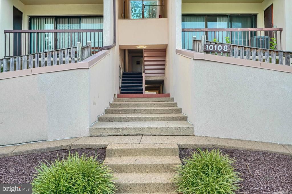 10108 CAMPUS WAY S, UPPER MARLBORO, MD 20774