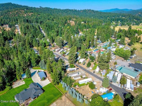 11776 N Hauser Lake RD , Unit SPC 17, Hauser, ID 83854