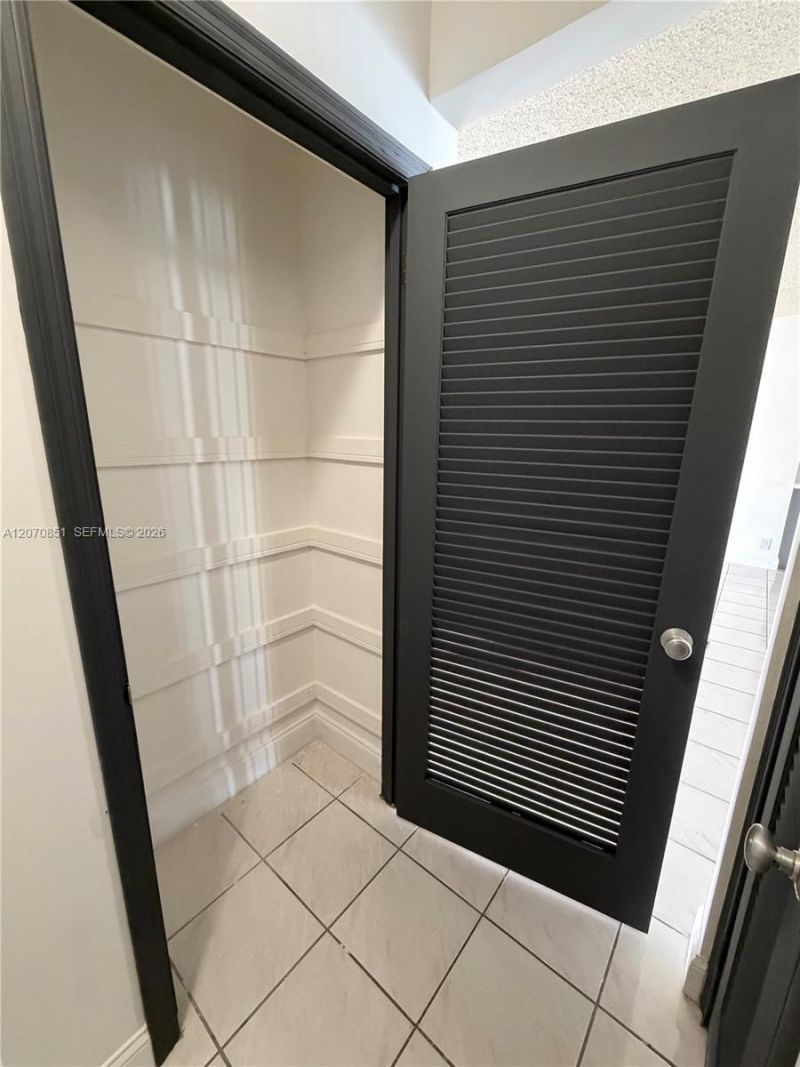 4175 SW 87th Ave , Unit 1, Miami, FL 33165 Photo