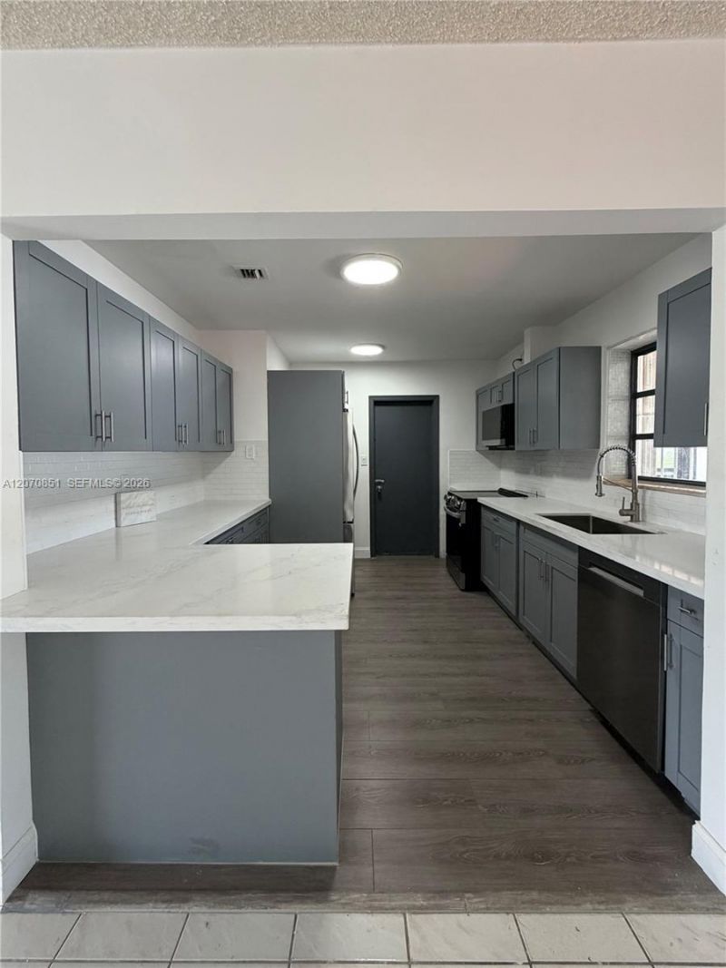 4175 SW 87th Ave , Unit 1, Miami, FL 33165 Photo