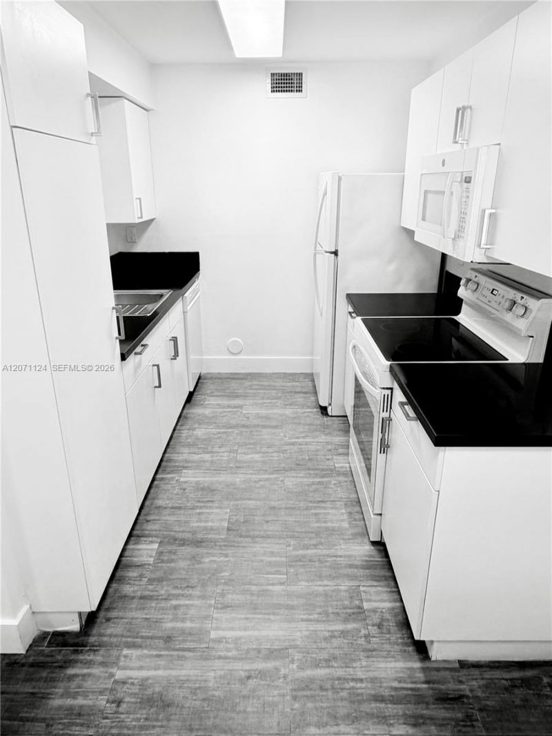 Please Call For Address, Unit 49, Doral, FL 33178 Photo