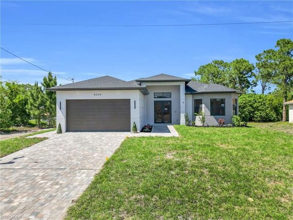 4204 3rd ST W, LEHIGH ACRES, FL 33971