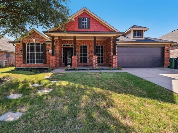7905 Decoy Drive, Arlington, TX 76002