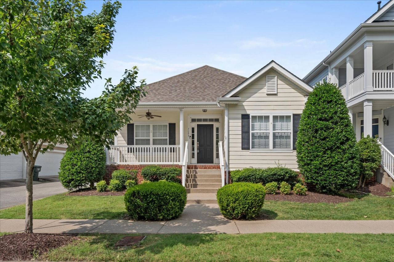 7093 Sunnywood Dr, Nashville, TN 37211 Main Photo
