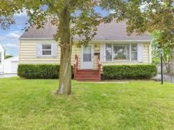 3314 Towers Court N, Columbus, OH 43227