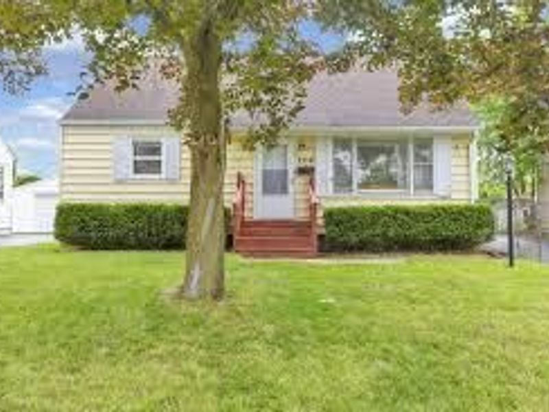 3314 Towers Court N, Columbus, OH 43227 Photo 1