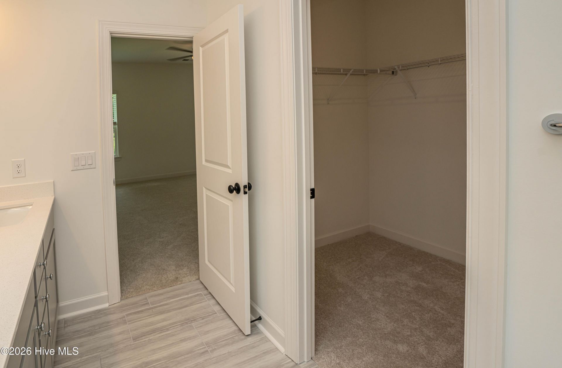 4232 Luck Avenue Photo 18