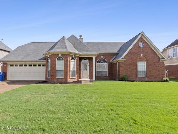12749 Fox Run Drive, Olive Branch, MS 38654