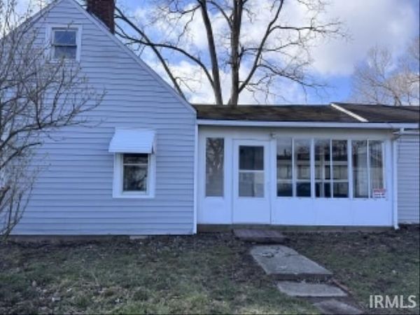 2200 S Eaton Avenue, Muncie, IN 47302