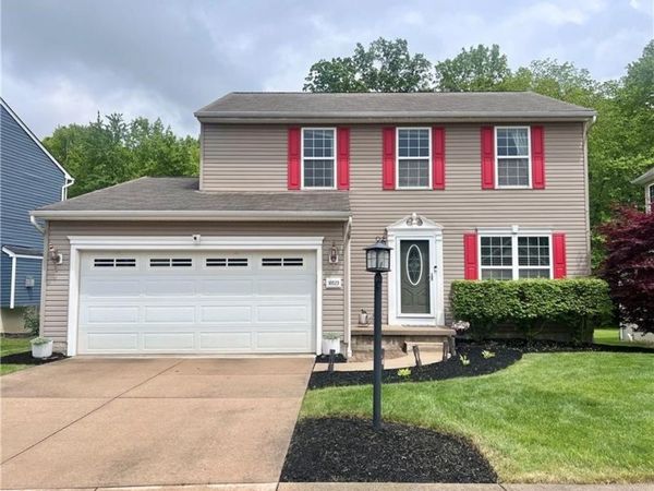 10523 Herrington Drive , Aurora, OH 44202