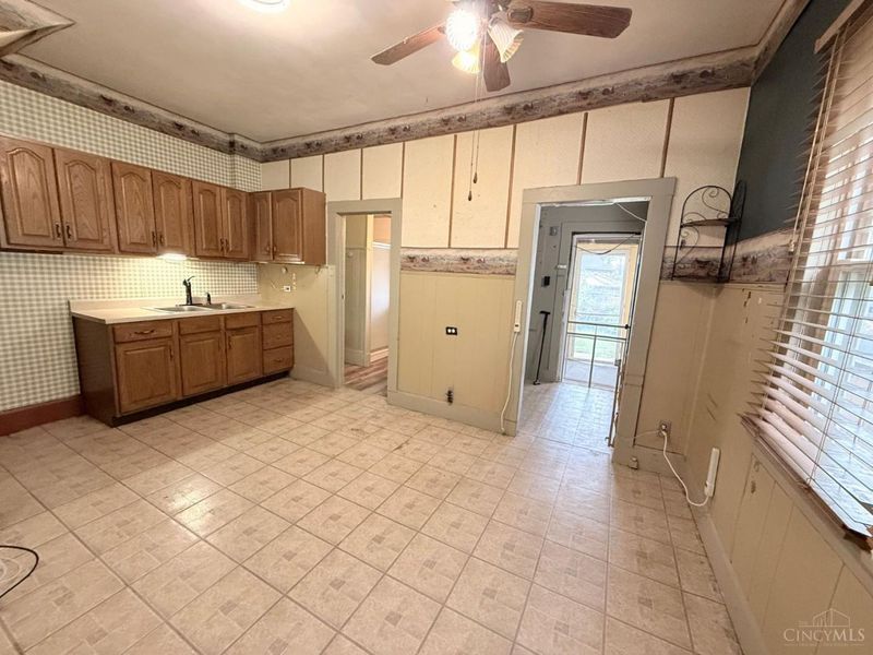 2106 Queen Avenue, Middletown, OH 45044 Photo 6