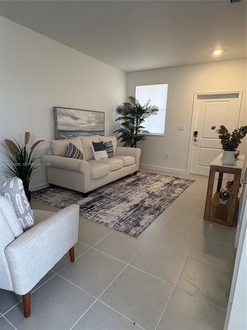 2409 SE 28th St , Homestead, FL 33035 Photo