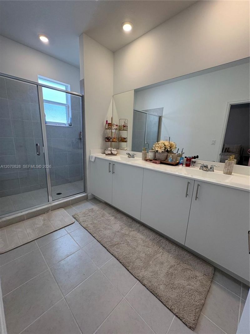 2409 SE 28th St , Homestead, FL 33035 Photo