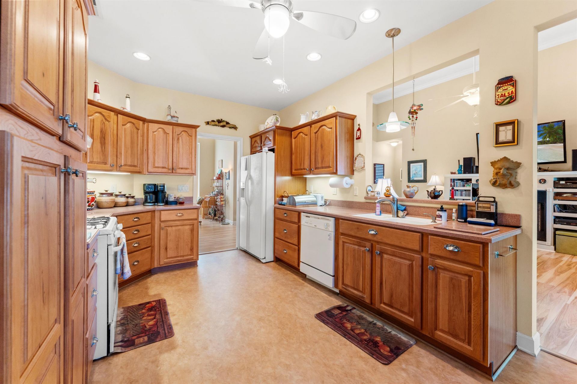 1472 Fox Hollow Way Photo 12