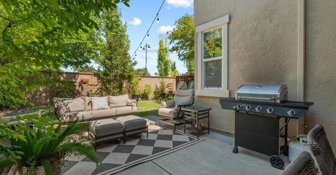 933 Campfire Cir, Rocklin, CA 95765 Photo