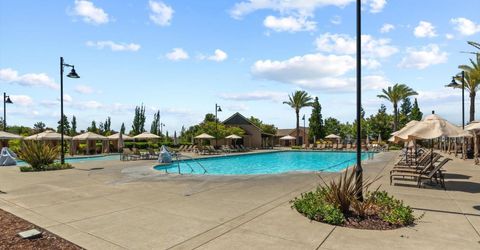 933 Campfire Cir, Rocklin, CA 95765 Photo