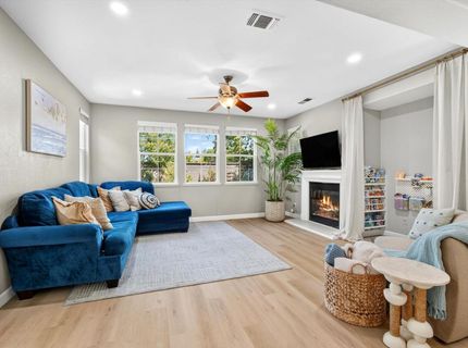 933 Campfire Cir, Rocklin, CA 95765 Photo