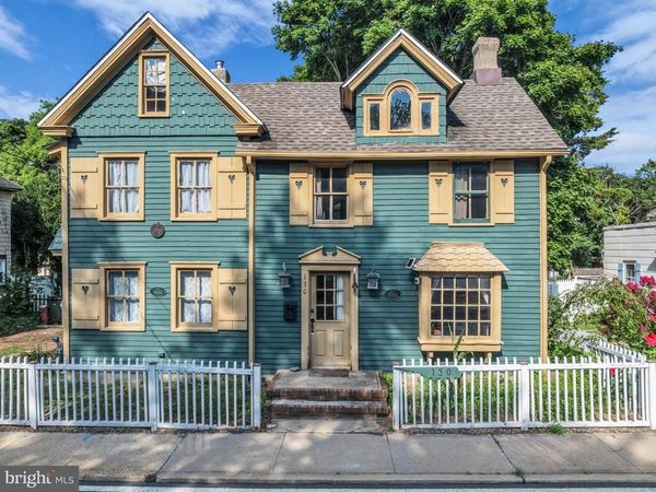 130 S GREEN STREET, TUCKERTON, NJ 08087