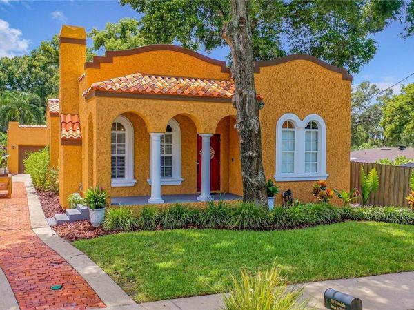 220 W MINNEHAHA STREET , TAMPA, FL 33604