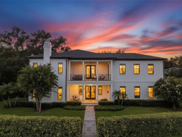 2305 S BENDELOW TRAIL, TAMPA, FL 33629