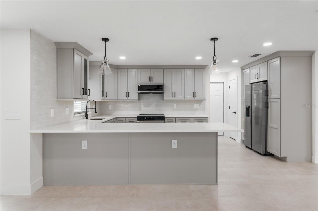 5112 Jeannine Court , Orlando, FL 32807 Photo