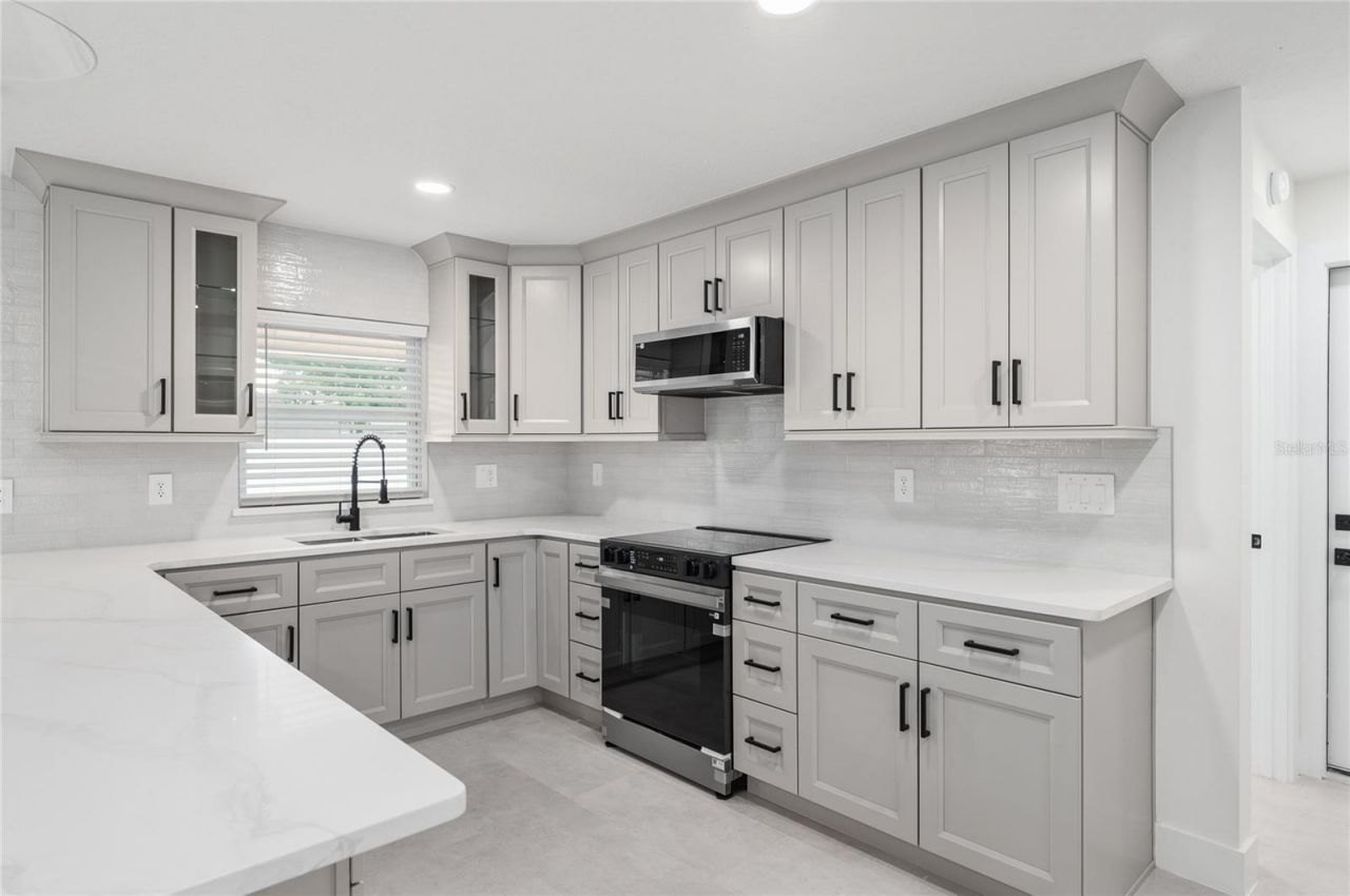 5112 Jeannine Court , Orlando, FL 32807 Photo
