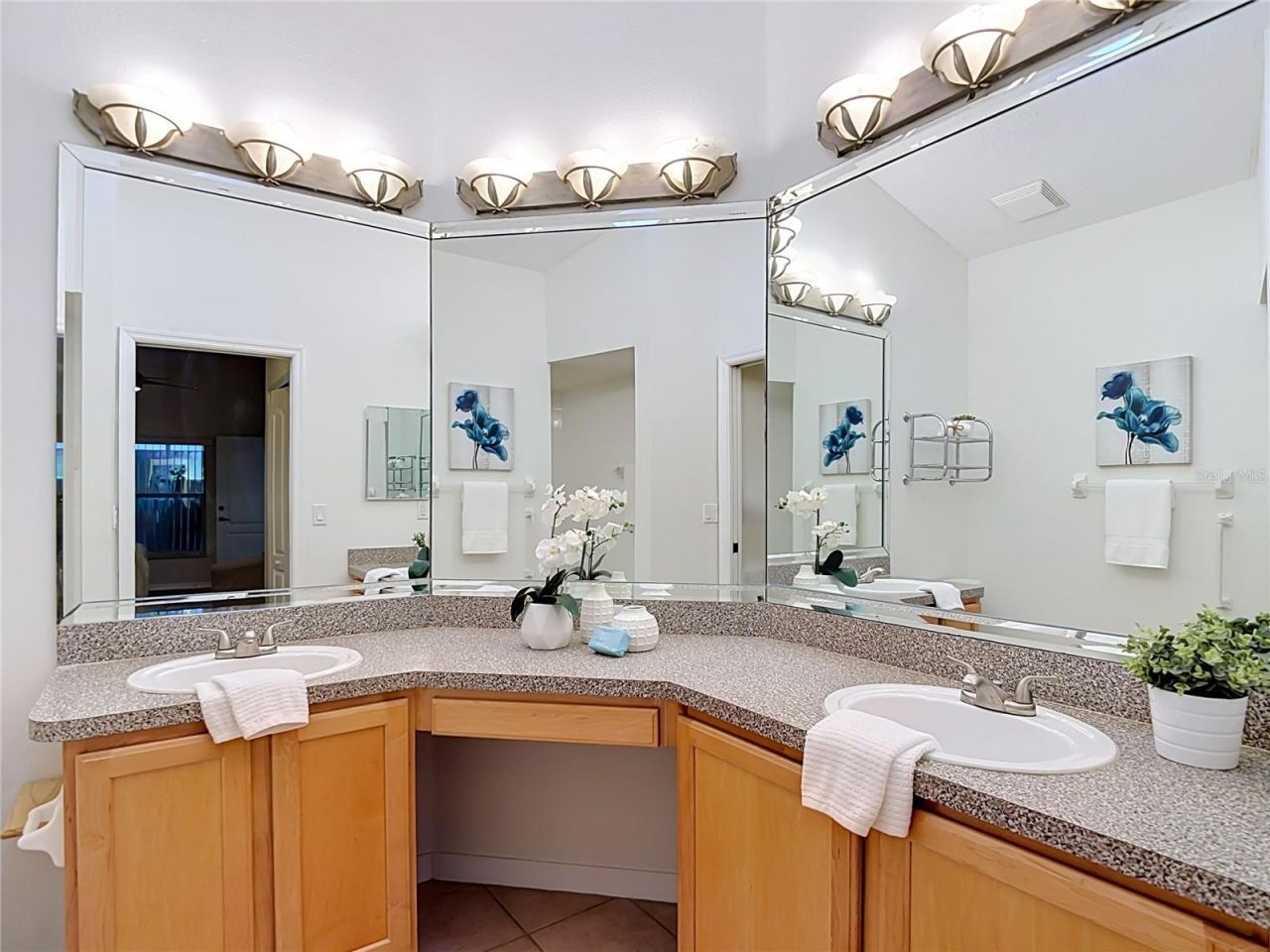 11368 Leeds Drive , Spring Hill, FL 34609 Photo