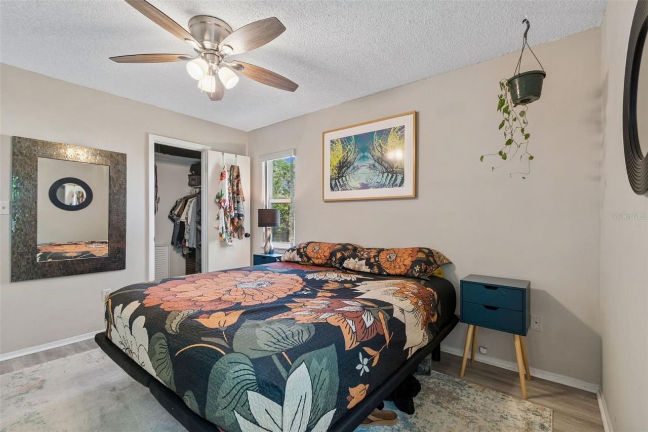 4185 Whiting Drive Se, Saint Petersburg, FL 33705 Photo
