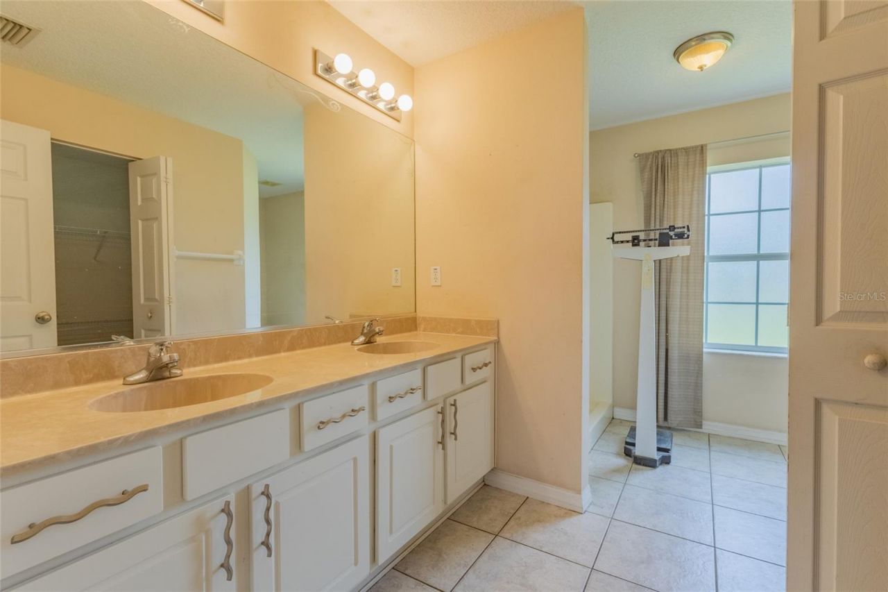 3 Ricker Place , Palm Coast, FL 32164 Photo