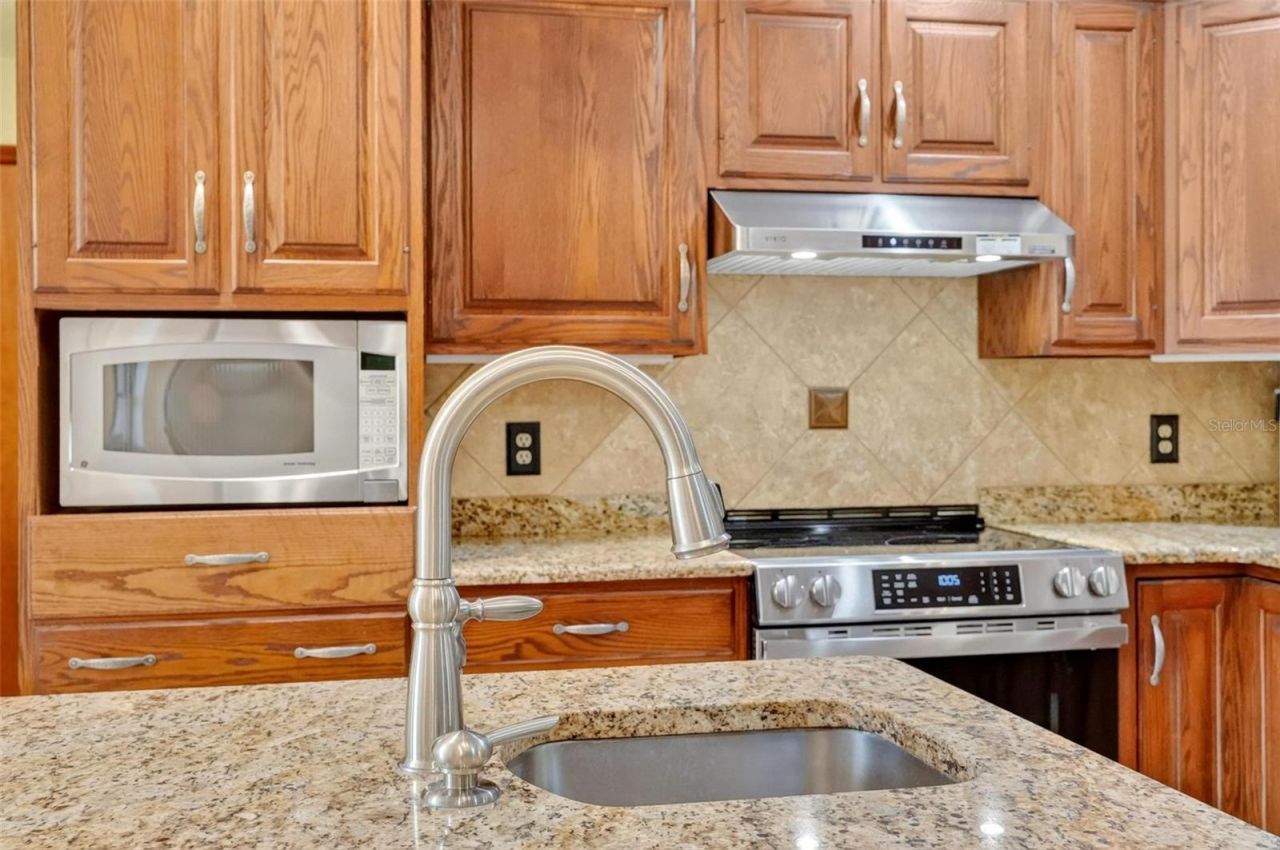 445 Polite Drive , Deltona, FL 32725 Photo