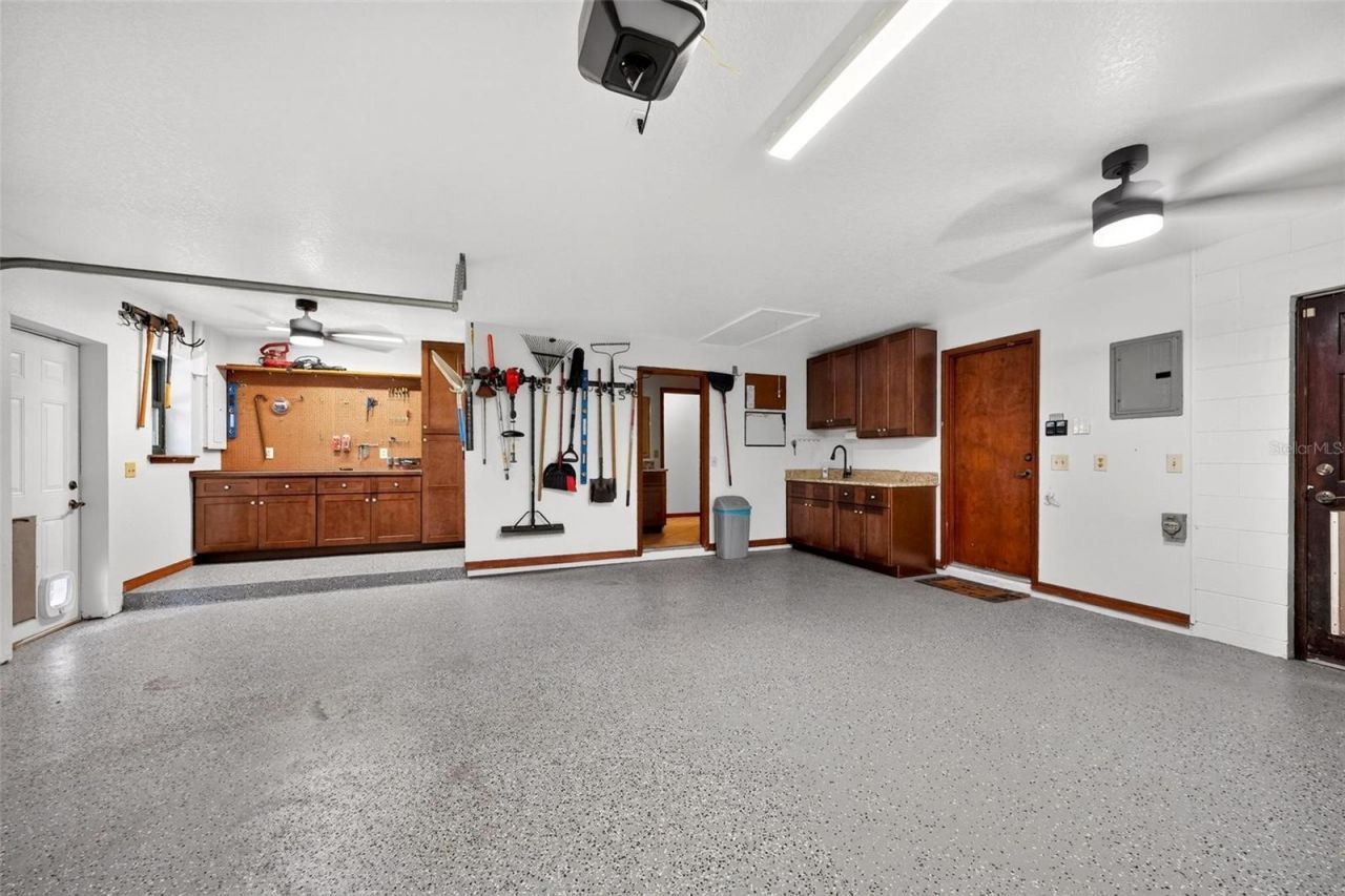 445 Polite Drive , Deltona, FL 32725 Photo