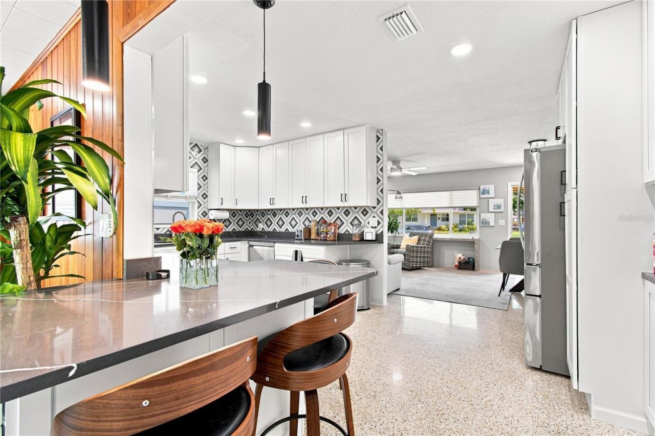 3005 10th Avenue N, Saint Petersburg, FL 33713 Photo