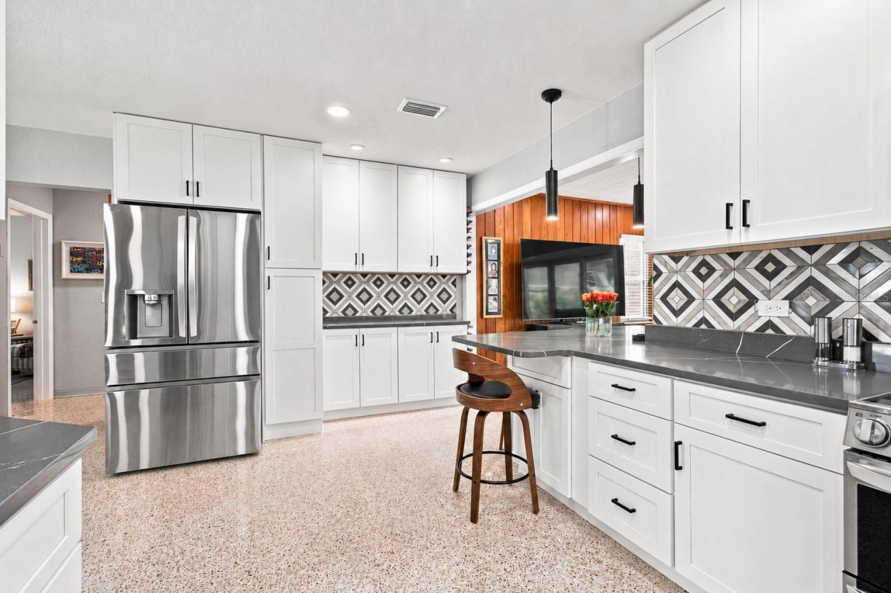 3005 10th Avenue N, Saint Petersburg, FL 33713 Photo