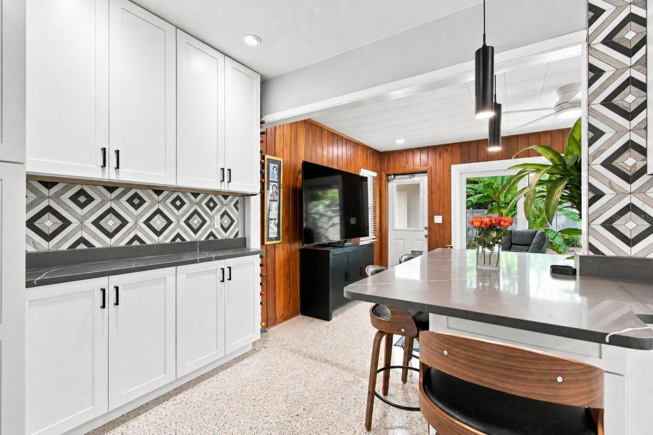 3005 10th Avenue N, Saint Petersburg, FL 33713 Photo
