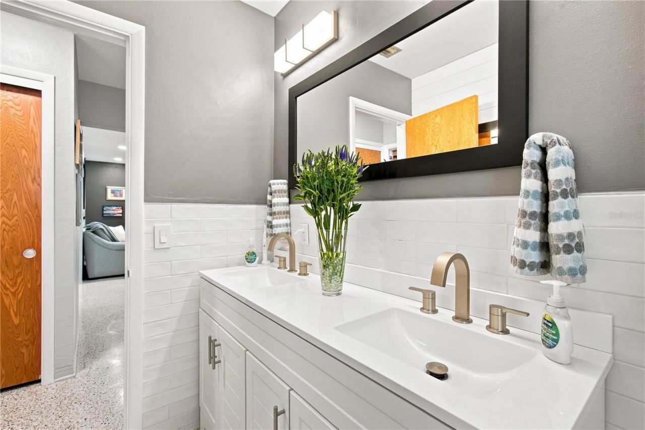 3005 10th Avenue N, Saint Petersburg, FL 33713 Photo
