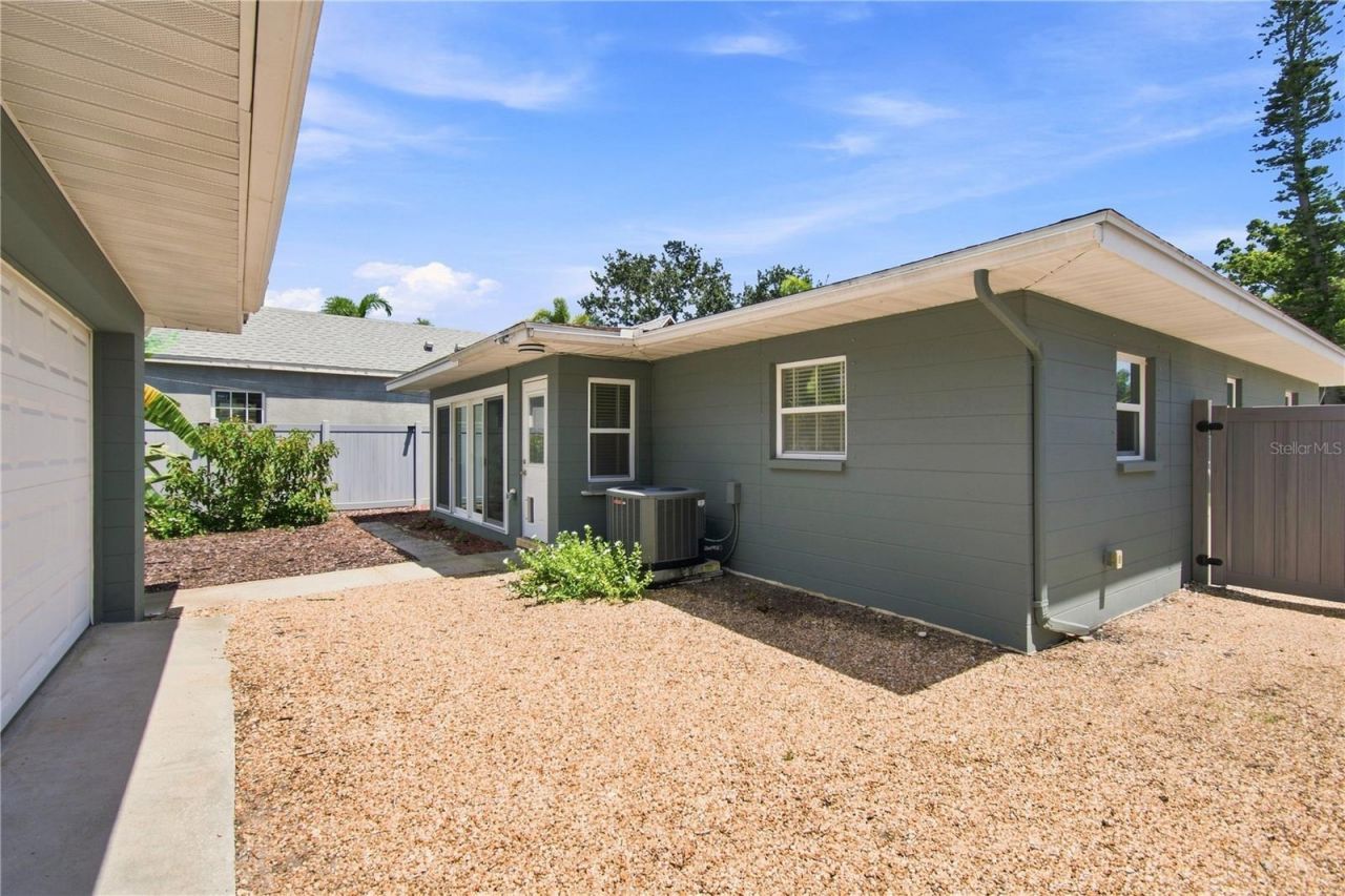 3005 10th Avenue N, Saint Petersburg, FL 33713 Photo
