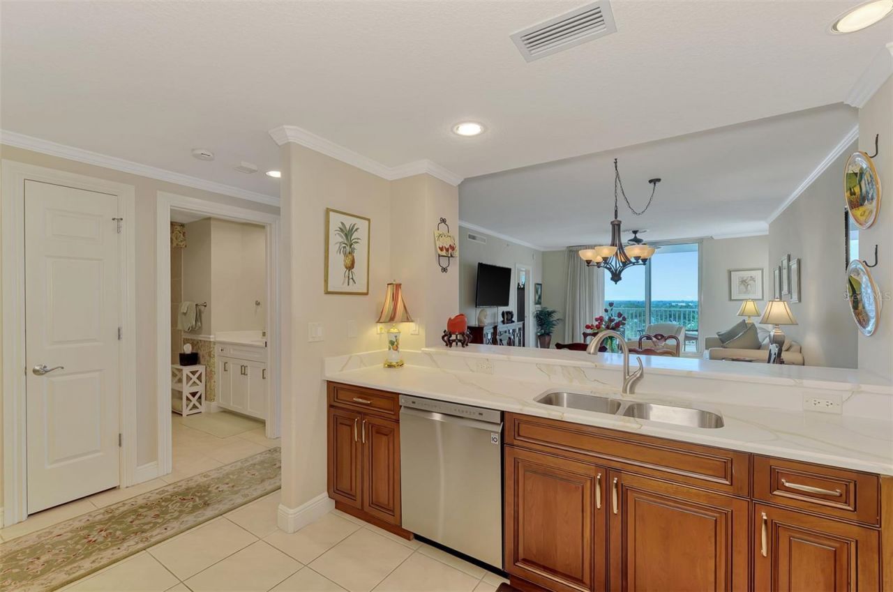 1771 Ringling Boulevard , Unit 903, Sarasota, FL 34236 Photo