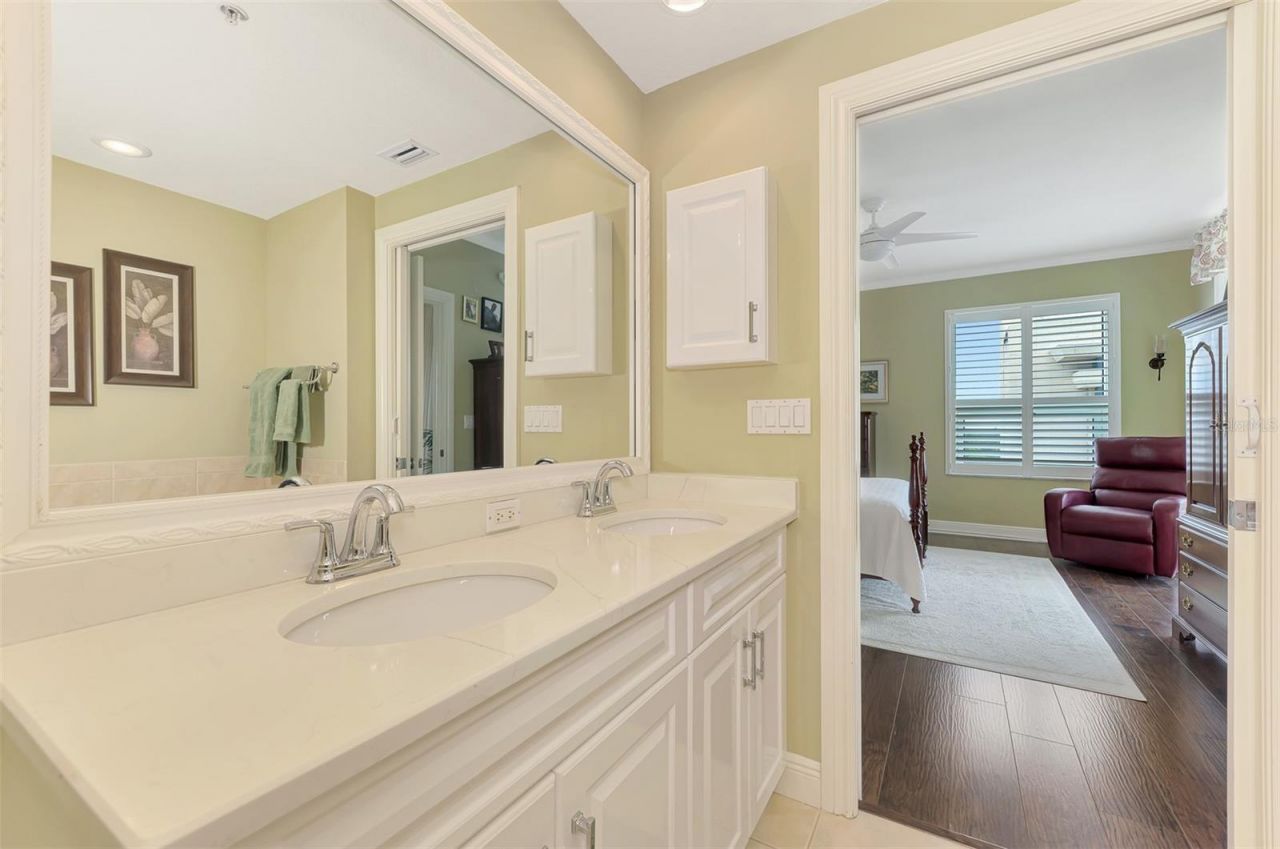 1771 Ringling Boulevard , Unit 903, Sarasota, FL 34236 Photo