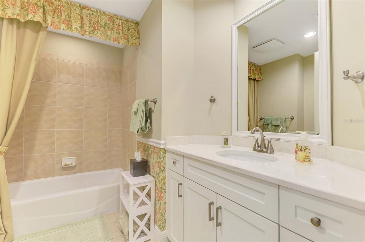 1771 Ringling Boulevard , Unit 903, Sarasota, FL 34236 Photo