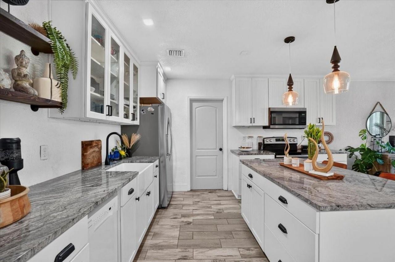 1417 19th Street W, Bradenton, FL 34205 Photo