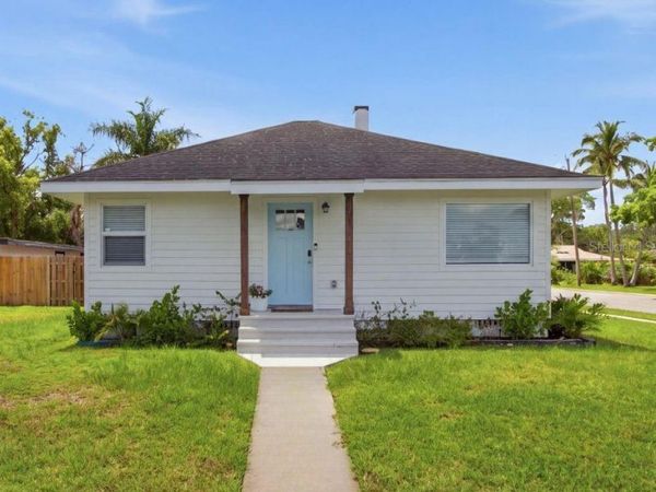1902 SAINT GEORGE DRIVE , BRADENTON, FL 34208