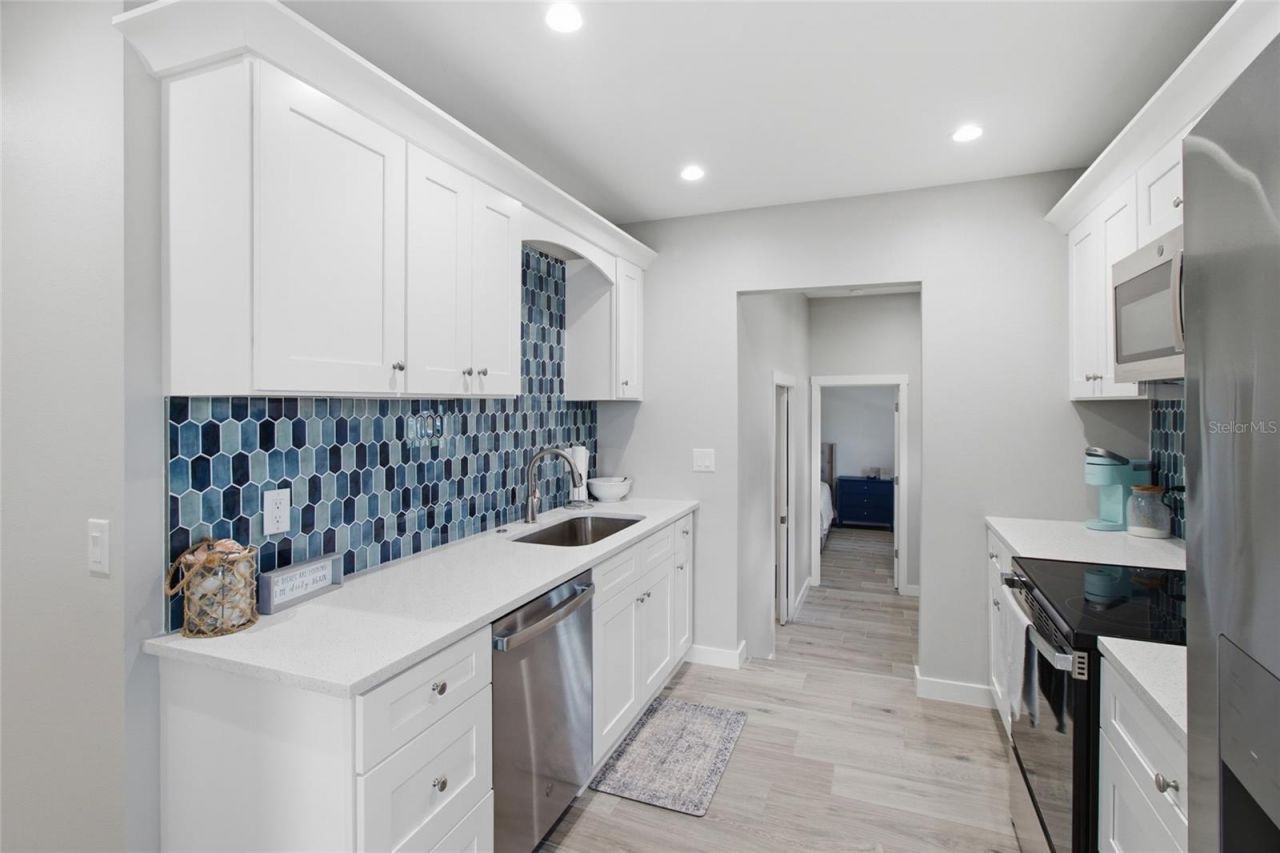 1902 Saint George Drive, Bradenton, FL 34208 Photo