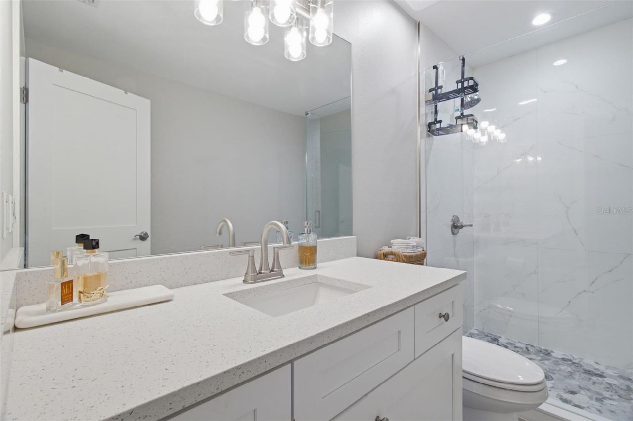 1902 Saint George Drive, Bradenton, FL 34208 Photo