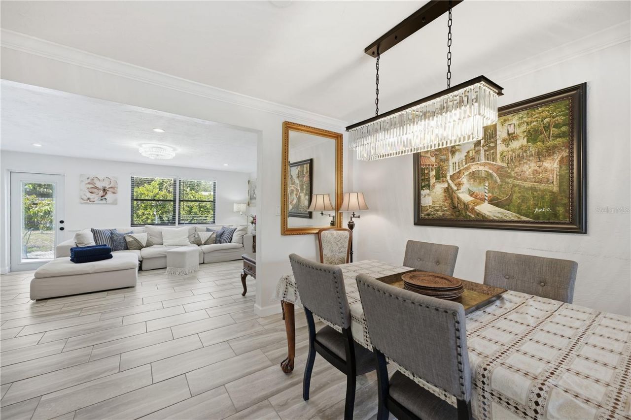 4925 Remington Drive, Sarasota, FL 34234 Photo