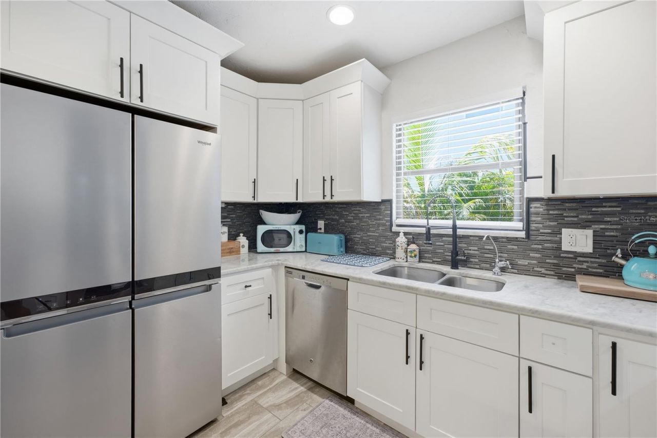 4925 Remington Drive, Sarasota, FL 34234 Photo