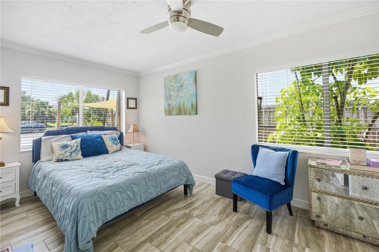 4925 Remington Drive, Sarasota, FL 34234 Photo