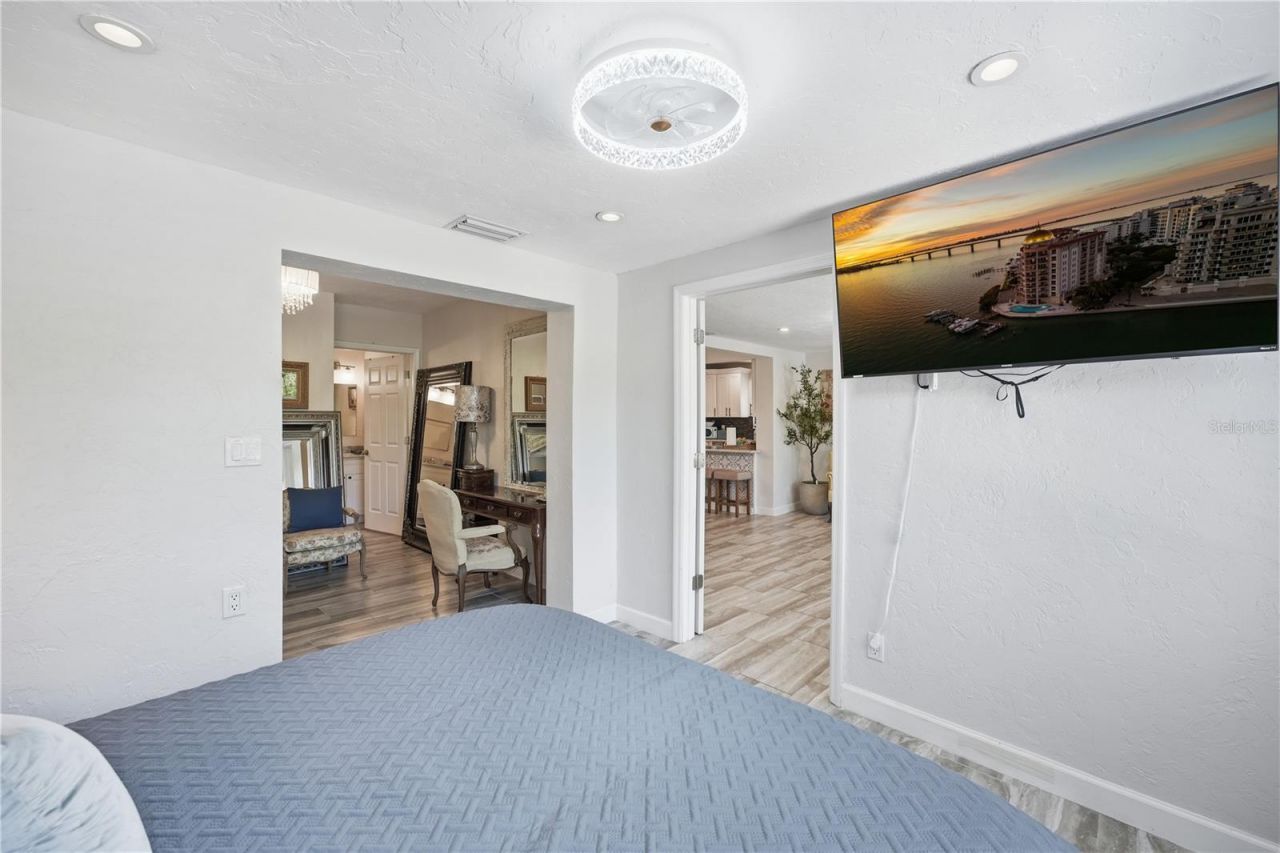 4925 Remington Drive, Sarasota, FL 34234 Photo