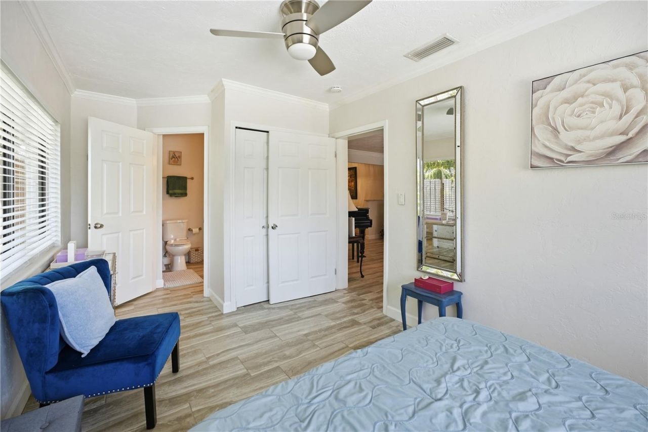 4925 Remington Drive, Sarasota, FL 34234 Photo