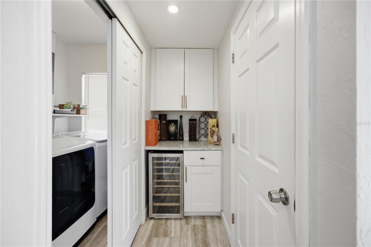 4925 Remington Drive, Sarasota, FL 34234 Photo